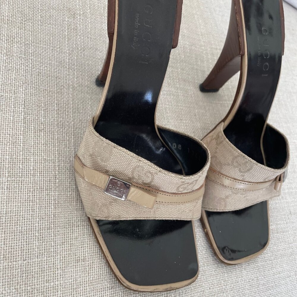 Gucci Logo Beige 8